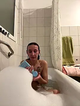 Snapshot of Emilia_Mausi chatting on December 15, 2025, 8:14 pm Emilia Mausi online show from December 15, 2025, 8:14 pm