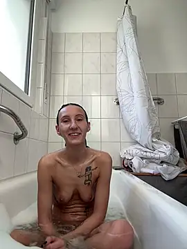 Snapshot of Emilia_Mausi chatting on February 27, 2026, 7:19 am Emilia Mausi online show from February 27, 2026, 7:19 am