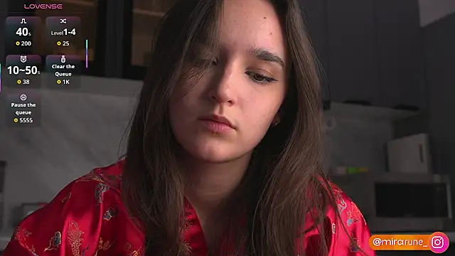 Snapshot of Mirarune chatting on November 15, 2025, 2:21 pm Mirarune online show from November 15, 2025, 2:21 pm