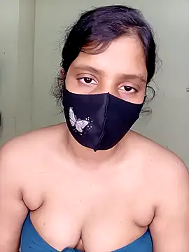 Snapshot of Rose-luckey chatting on November 3, 2025, 6:22 pm Rose-luckey online show from November 3, 2025, 6:22 pm