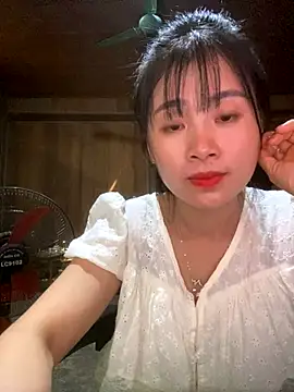 Snapshot of One-nice chatting on October 29, 2025, 4:55 am One-nice online show from October 29, 2025, 4:55 am