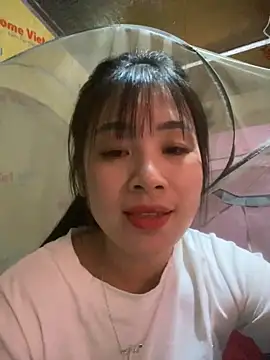 Snapshot of One-nice chatting on November 13, 2025, 8:29 am One-nice online show from November 13, 2025, 8:29 am