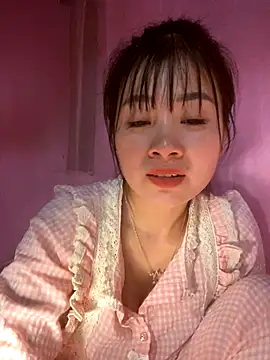 Snapshot of One-nice chatting on November 8, 2025, 11:36 am One-nice online show from November 8, 2025, 11:36 am