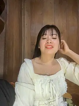 Snapshot of One-nice chatting on November 20, 2025, 5:52 am One-nice online show from November 20, 2025, 5:52 am