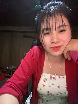 Snapshot of One-nice chatting on November 2, 2025, 3:39 pm One-nice online show from November 2, 2025, 3:39 pm