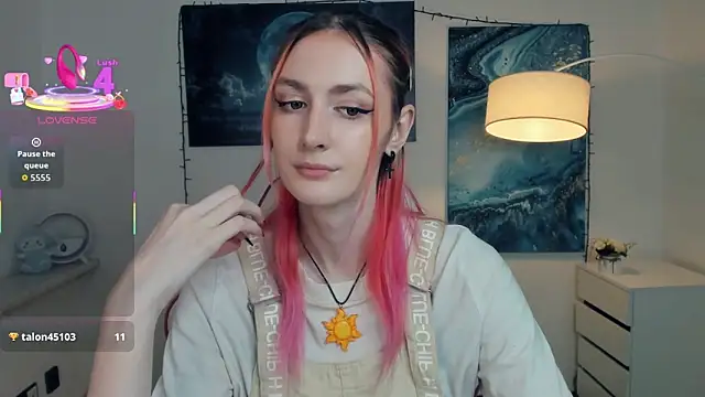 EasterBlink online show from October 26, 2025, 11:32 am