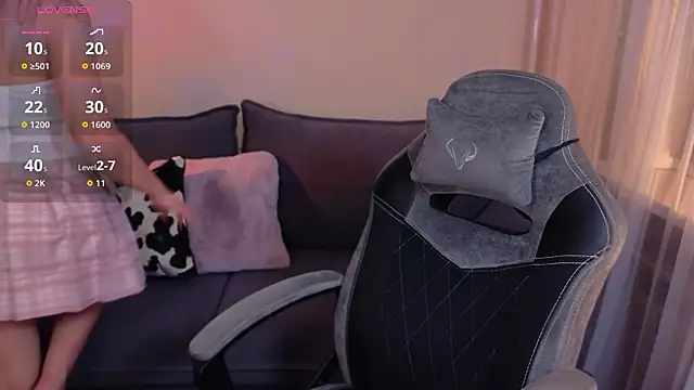 CarolineGuthrie online show from March 19, 2026, 3:01 pm