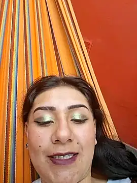 Snapshot of CAROLINE__07 chatting on December 19, 2025, 4:31 pm CAROLINE 07 online show from December 19, 2025, 4:31 pm