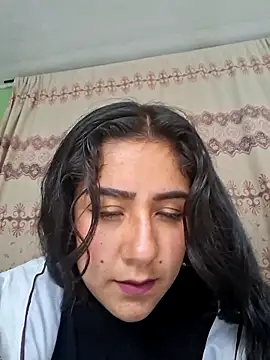 Snapshot of CAROLINE__07 chatting on November 25, 2025, 5:02 pm CAROLINE 07 online show from November 25, 2025, 5:02 pm