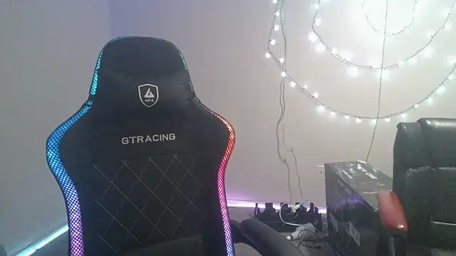 Snapshot of TypicalDepot5 chatting on October 29, 2025, 1:37 am TypicalDepot5 online show from October 29, 2025, 1:37 am