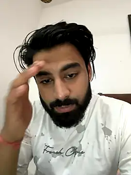 Snapshot of hottestboy03 chatting on November 17, 2025, 5:00 am hottestboy03 online show from November 17, 2025, 5:00 am