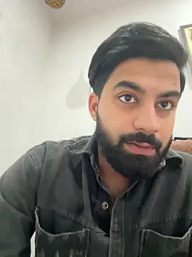 Snapshot of hottestboy03 chatting on December 18, 2025, 6:18 am hottestboy03 online show from December 18, 2025, 6:18 am