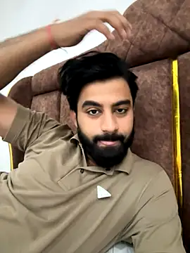 Snapshot of hottestboy03 chatting on November 12, 2025, 5:33 am hottestboy03 online show from November 12, 2025, 5:33 am