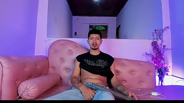 Snapshot of AxelAndJeremy chatting on November 27, 2025, 2:56 am AxelAndJeremy online show from November 27, 2025, 2:56 am