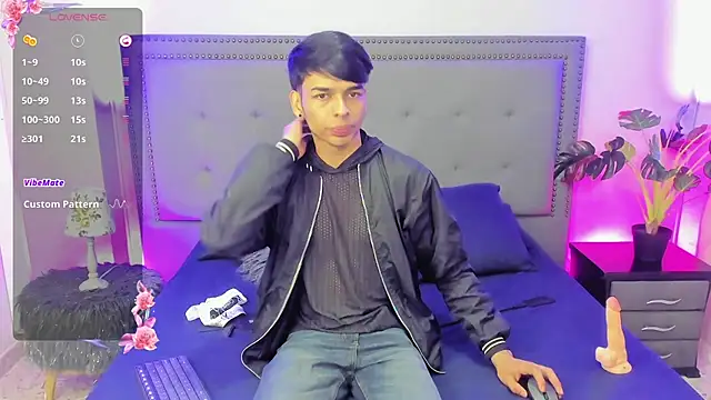 OnlyJos online show from October 3, 2025, 5:47 pm