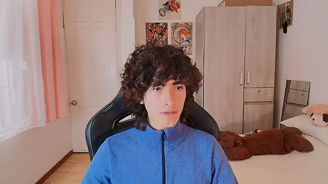 Nude Boy18 online show from March 16, 2026, 8:00 pm