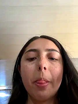 Snapshot of Dulce_1408 chatting on November 27, 2025, 9:26 pm Dulce 1408 online show from November 27, 2025, 9:26 pm