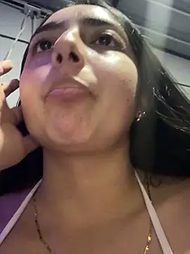 Snapshot of Dulce_1408 chatting on November 13, 2025, 11:30 pm Dulce 1408 online show from November 13, 2025, 11:30 pm