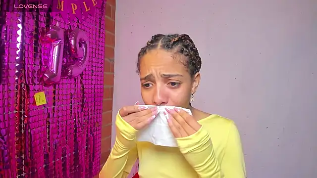 Snapshot of yumi_hanna chatting on September 11, 2025, 11:49 pm yumi hanna online show from September 11, 2025, 11:49 pm