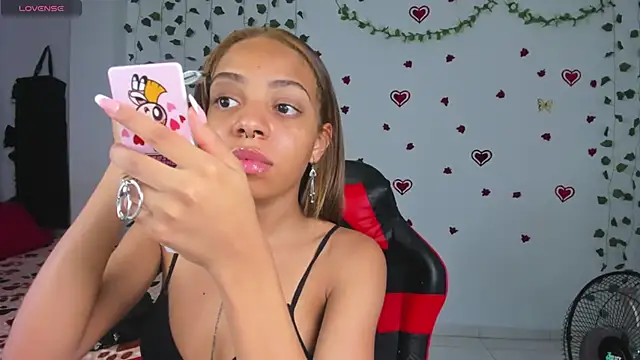 yumi hanna online show from April 18, 2026, 4:48 am