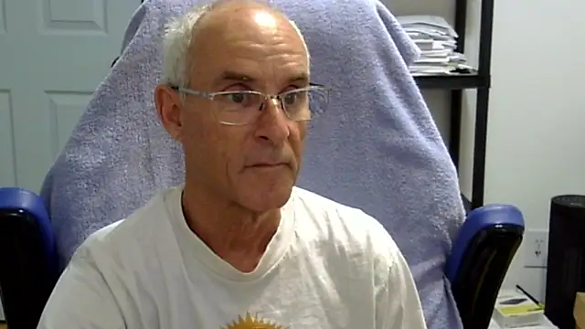 Snapshot of funone1999 chatting on September 26, 2025, 12:50 am funone1999 online show from September 26, 2025, 12:50 am