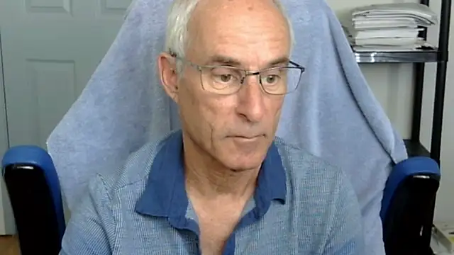 Snapshot of funone1999 chatting on October 10, 2025, 9:04 pm funone1999 online show from October 10, 2025, 9:04 pm