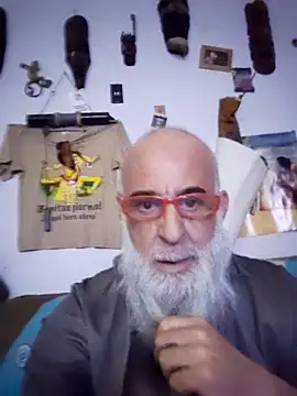Snapshot of barbaszztop chatting on May 4, 2026, 2:37 am barbaszztop online show from May 4, 2026, 2:37 am
