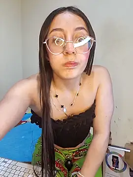 StefaniaFoxx  online show from February 14, 2026, 5:51 am