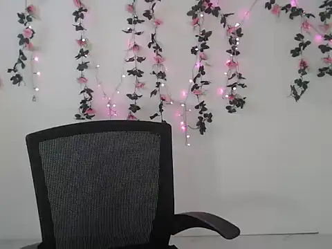 Snapshot of miss_anna094 chatting on September 10, 2025, 10:53 pm miss anna094 online show from September 10, 2025, 10:53 pm