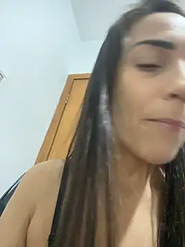 Snapshot of lucioliveira chatting on February 24, 2026, 1:17 am lucioliveira online show from February 24, 2026, 1:17 am