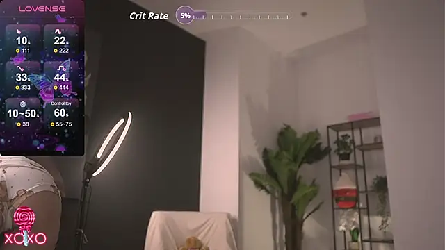 SerenaNoir online show from April 9, 2026, 8:59 pm