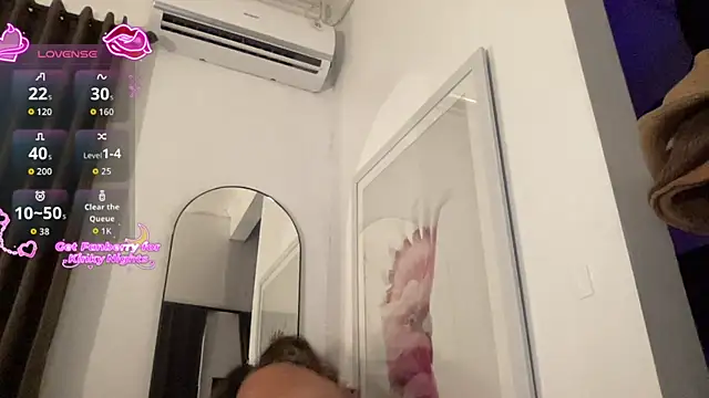 Snapshot of GoddessDove chatting on November 15, 2025, 12:31 pm GoddessDove online show from November 15, 2025, 12:31 pm