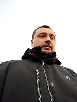 Amberdual online show from November 2, 2025, 11:59 am