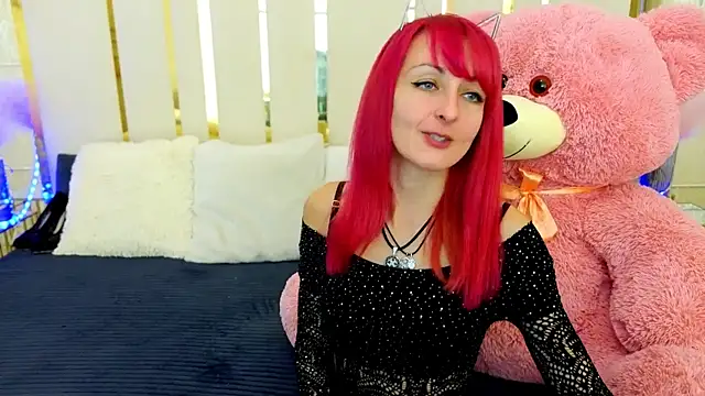 BrandyBloom online show from October 19, 2025, 7:16 pm