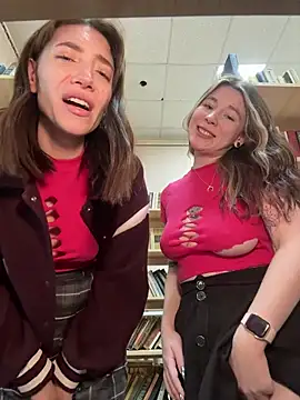 Snapshot of BallerinaCappuccino_ chatting on January 18, 2026, 6:44 pm BallerinaCappuccino online show from January 18, 2026, 6:44 pm