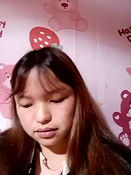 XoiXoi232 online show from November 18, 2025, 10:18 am