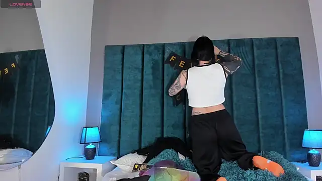 kate cass online show from October 4, 2025, 11:45 am