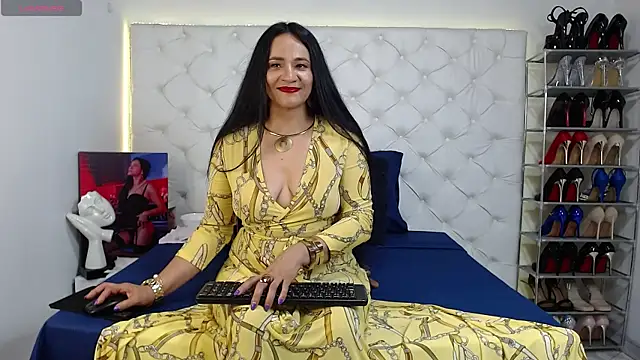 Snapshot of yury_m2_ chatting on May 1, 2026, 3:00 am yury m2 online show from May 1, 2026, 3:00 am