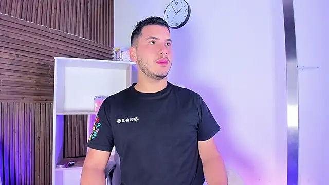 Snapshot of Axel_grey_ chatting on October 26, 2025, 11:54 am Axel grey online show from October 26, 2025, 11:54 am