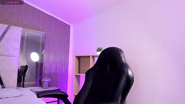 Axel grey  online show from January 15, 2026, 12:19 pm