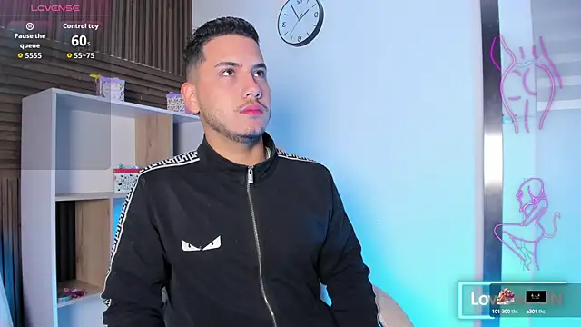 Snapshot of Axel_grey_ chatting on September 9, 2025, 12:03 pm Axel grey online show from September 9, 2025, 12:03 pm