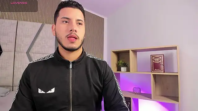 Snapshot of Axel_grey_ chatting on February 15, 2026, 12:37 pm Axel grey online show from February 15, 2026, 12:37 pm