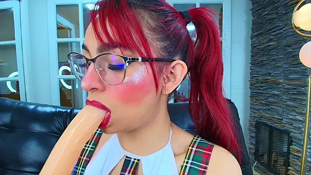 miss   abigail online show from November 15, 2025, 11:14 am