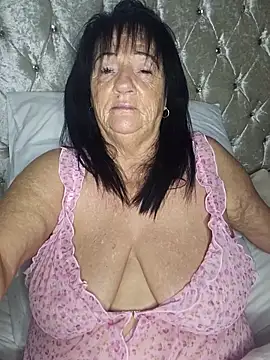 Angeldelightt online show from November 21, 2025, 9:14 pm