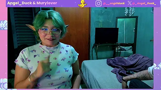 Angel Duck online show from May 25, 2026, 10:19 pm