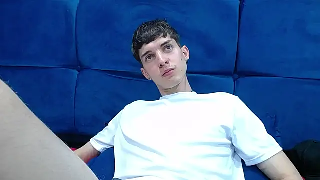 Jheampiiero online show from October 11, 2025, 2:51 pm