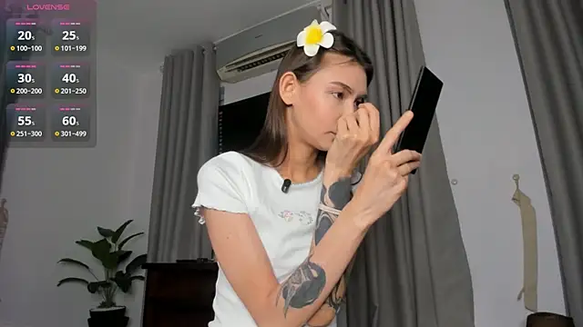 Amy Loveme online show from November 19, 2025, 12:21 am