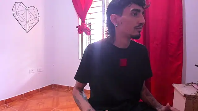 Sexvergon 26 online show from April 19, 2026, 8:00 pm