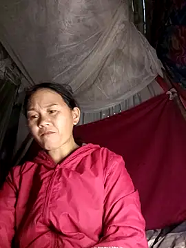 Snapshot of MaiHoa69 chatting on February 24, 2026, 2:12 am MaiHoa69 online show from February 24, 2026, 2:12 am