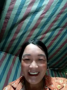 Bliss rose online show from October 26, 2025, 2:01 am